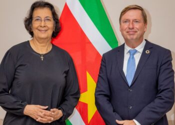 WhatsApp Image 2025 12 15 at 21.53.35 e1765848442250 Suriname start samenwerking met UNIDO om nieuwe sectoren te ontwikkelen en de economie te versterken. Ontdek hoe dit de toekomst van het land vormgeeft in