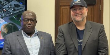 c6af4d4d a807 4456 8e4f 342aa377a6e0 e1764987694398 Suriname werkt samen met internationale experts om het luchtvaarttoezicht te versterken en streeft ernaar uiterlijk in 2028 van de EU Air Safety List te verdwijnen. Dit project krijgt brede steun en moet de veiligheid duurzaam - Lees meer en laat een reactie achter...