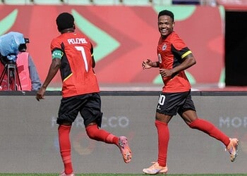 efd24c9d 853d 4eba aea8 f1c07dc3f292 Ivoorkust en Kameroen zorgden voor een spannend duel vol voetbalvuurwerk, terwijl Algerije zich al plaatste voor de knock-outfase. Ontdek alle hoogtepunten in het artikel!