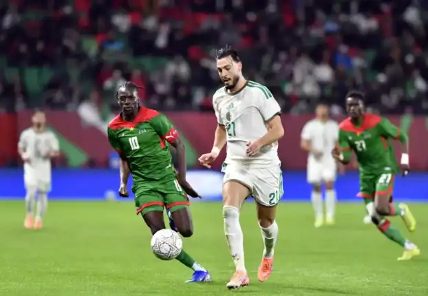 https media.afrik foot.com en za 2025 12 Burkina v Algeria Marokko overtuigt met winst en plaatst zich samen met Egypte en Zuid-Afrika voor de knock-outfase van AFCON 2025. Ontdek alle spannende details in het artikel!