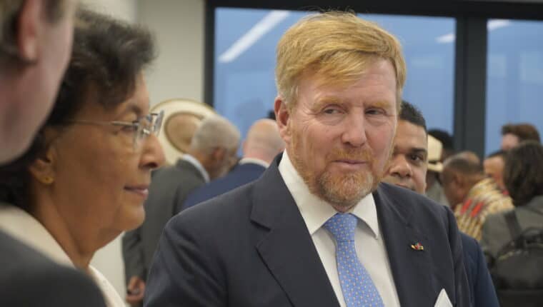 koning willem 1 De excuses van de koning bieden geen echte erkenning voor het onrecht tegen inheemse volken. Lees het volledige verhaal en ontdek waarom herstel meer vraagt.