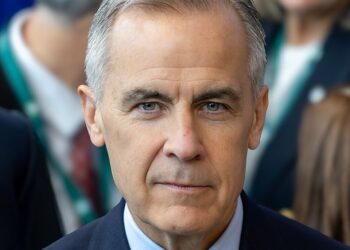 2025 11 14 InaugurationREM Deux Montagnes Mark Carney e1768837213730 Canada verlaagt importheffingen op Chinese elektrische auto’s in ruil voor lagere tarieven op canola uit Canada. Lees verder voor meer