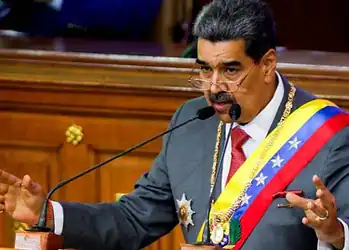 Nicolas Maduro presentara su reforma a la Constitucion venezolana en enero de 2026 696x431 1 Nicolás Maduro staat vandaag voor de rechter in New York, terwijl Delcy Rodríguez tijdelijk het leiderschap in Venezuela overneemt. Lees verder voor alle details en