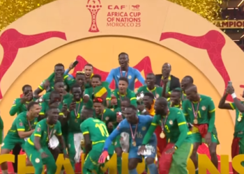 Screenshot 2026 01 20 123206 Senegal wint na een tumultueuze finale tegen gastland Marokko de tweede AFCON-titel dankzij een beslissend doelpunt in verlenging en een ....