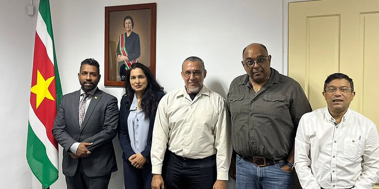 VSB X Juspol De VSB en minister Monorath bespreken samen de toename van criminaliteit en zoeken naar betere bescherming voor ondernemers. Lees verder