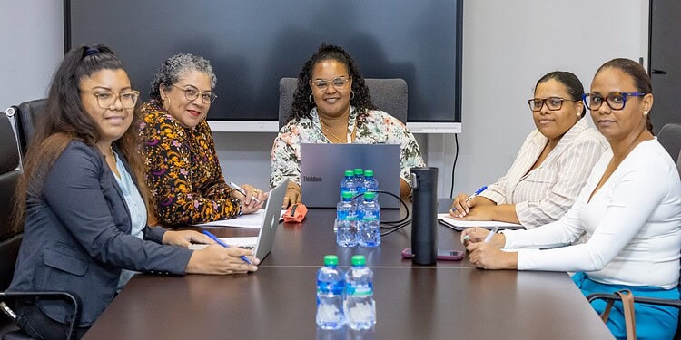 aa5ea535 f43b 40b5 b952 4bbb923390b3 Het BOG versterkt toezicht op hygiëne in het schoolvoedingsproject voor gezonde maaltijden. Ontdek hoe dit kinderen landelijk beschermt en lees meer in het artikel.