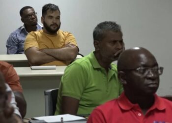 port facility De ontwikkelingen in de olie- en gassector vragen om strengere internationale veiligheidsstandaarden op havens in Suriname. Dat stelt Jerry Douglas, Manager Maritime Security bij de Maritieme Autoriteit Suriname (MAS).