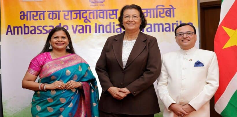 president india ambassadeur Tijdens een receptie in Paramaribo ter gelegenheid van de 77e Republieksdag van India heeft  Subhash P. Gupta de Indiase ambassadeur de nadruk gelegd op democratische waarden, economische en technologische vooruitgang en de ‘gouden jubileum’-mijlpaal van 50 jaar diplomatieke betrekkingen tussen India en Suriname.