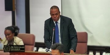 Reyme DNA Assembleelid Steven Reyme (A20) heeft zich in De Nationale Assemblee uitgesproken tegen uitstel van het wets­pakket voor de hervorming van de rechterlijke macht.