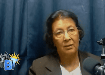 Screenshot 2026 02 11 075309 25 februari wordt (vooralsnog) geen nationale vrije dag. President Jennifer Simons heeft dat gezegd in het radioprogramma Bakana Tori op LIM FM.