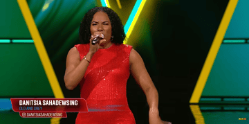 Screenshot 2026 02 13 203838 Danitsia Sahadewsing heeft de Blind Auditions van The Voice of Holland doorstaan en is door naar de volgende ronde. In een emotionele reactie op sociale media bedankt zij supporters voor de massale steun. Sahadewsing kiest Ilse DeLange als vocal coach.