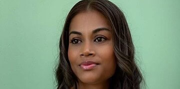 Shanavon Arsomedjo1 800x570 1 De Suriname Music Export Hub (SME Hub) is gelanceerd om Surinaamse muziek, artiesten en creatieve teams structureel beter te positioneren op buitenlandse podia. Het initiatief richt zich op begeleiding, netwerkopbouw en samenwerking met partners in onder meer Nederland, de VS en het Caribisch gebied.