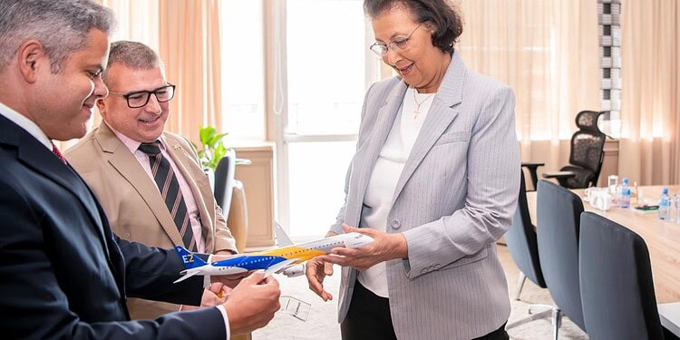 10326 Volgens Bouva sluit het gesprek aan op een eerder onderhoud met zijn Braziliaanse ambtgenoot, waarbij hij ook een bezoek bracht aan Embraer in Brazilië. De bewindsman stelt dat het bezoek nieuwe perspectieven heeft geopend voor samenwerking tussen beide landen.