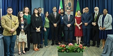 2026.03.26 BIS 03 ABC technische meeting Suriname en Brazilië versterken hun samenwerking met nieuwe projecten in onder meer cybersecurity en vaccins. Ontdek hoe deze partnerschap groeit en wat het betekent voor ....