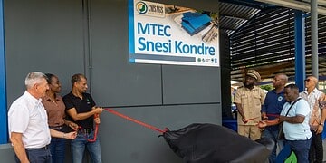2026.03.27 Opening MTEC Snesikondre 27 1536x1024 1 In Snesikondre opent een nieuw centrum voor duurzame goudwinning met trainingen en milieuvriendelijke technieken. Ontdek hoe dit bijdraagt aan een groenere toekomst voor de sector ....