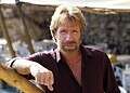 260320 chuck norris zz 120444747cc2 Chuck Norris, de Amerikaanse acteur en martial arts-kampioen die wereldwijd bekend werd met films en de televisieserie Walker, Texas Ranger, is overleden. Hij werd 86 jaar oud.