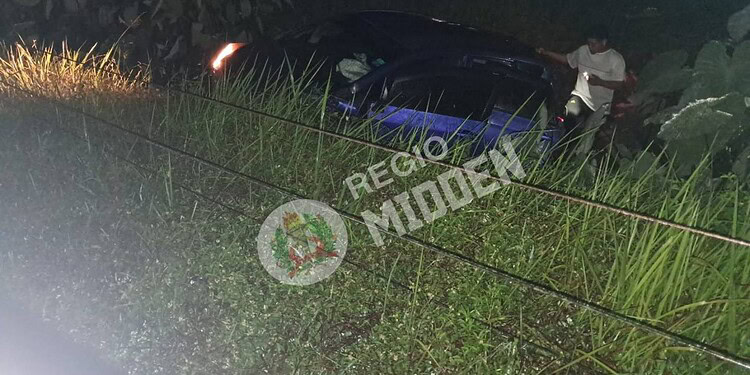656133287 122351760272001925 6540554324220280657 n Een 52-jarige autobestuurder heeft dinsdagavond 24 maart 2026 een zware aanrijding veroorzaakt op de Kennedyweg, ter hoogte van de weg naar Republiek. Daarbij raakte een 16-jarige bromfietser ernstig gewond. De bestuurder bleek volgens de politie onder invloed van alcohol te verkeren.