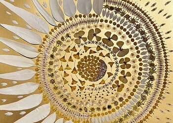 Jon Daamen Zon 2025 Readytex Art Gallery presenteert vanaf zaterdag 7 maart de groepstentoonstelling WHERE THE EARTH CONNECTS US | Three artists in natural dialogue. In de expositie staan aarde, natuur en levende materie centraal, benaderd vanuit drie verschillende artistieke handschriften.