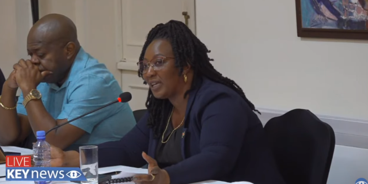 Screenshot 2026 03 15 212030 De controle op opvanginstellingen, waaronder kindertehuizen, kan in Suriname niet optimaal worden uitgevoerd. Dat zegt minister Diana Pokie van Sociale Zaken en Volkshuisvesting (Sozavo). Volgens haar kampt de controleafdeling met een ernstig tekort aan personeel en middelen.