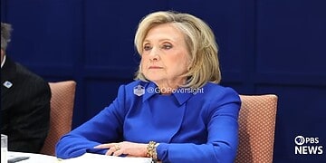 hillary clinton De House Committee on Oversight and Government Reform maakte maandag de volledige video-opnames openbaar van de depositieverhoren van oud-president Bill Clinton en oud-minister van Buitenlandse Zaken Hillary Clinton.