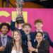 Surinaamse student wint met team Nederlands kampioenschap debatteren mbo 10 kishara De 17-jarige Surinaamse student Kishara Lachman heeft samen met haar team van IVS Alliance het Nederlands Kampioenschap Debatteren mbo 2025-2026 gewonnen. Het team werd vrijdag uitgeroepen tot nationaal kampioen en ontving daarnaast ook de prijs voor beste nieuwkomer.