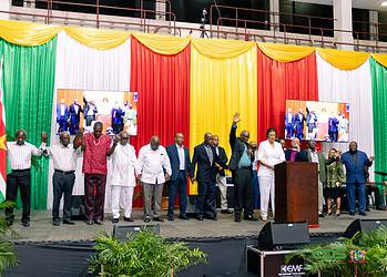 64aba68f fa9e 42fc ba3d 32ad93307b62 President Simons benadrukt tijdens gebedsconferentie het belang van gebed, naastenliefde en gezamenlijke inzet voor het herstel van Suriname in moeilijke tijden ....