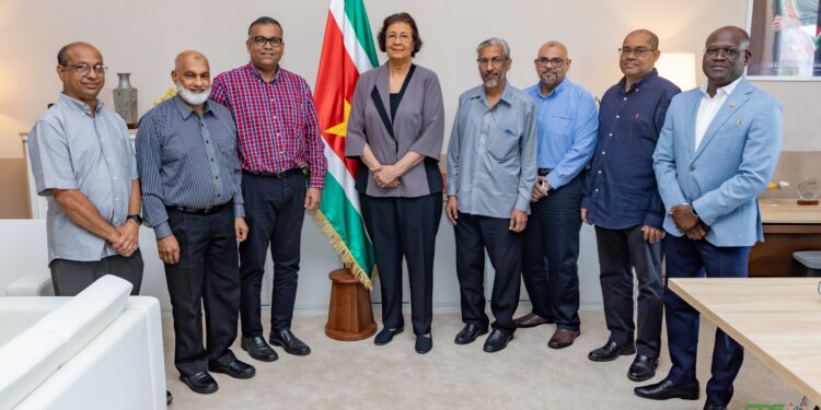 725ada72 0c56 4156 8360 b5a20407fd81 De Surinaamse Islamitische Vereniging waarschuwt voor schaarste en stijgende prijzen van slachtrunderen en vraagt aandacht voor begraafplaatsen en grafrechten in Suriname ....