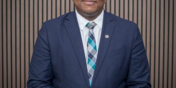 Bilaterale relatie Suriname en Dominicaanse Republiek krijgt meer inhoud 1 Suriname en de Dominicaanse Republiek versterken hun samenwerking met een staatsbezoek en nieuwe afspraken over economie, toerisme en regionale integratie binnen Caricom ....