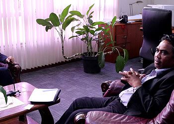 De uitdagingen van klimaatverandering en vergrijzing zijn ook besproken Suriname en Pakistan versterken samenwerking in landbouw door kennisuitwisseling en onderzoek, met focus op rijstproductie, lokale voedselvoorziening en duurzame ontwikkeling ....