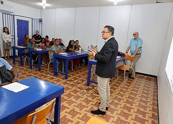 EOE Edit 52 TotalEnergies trainde meer dan 100 docenten in Suriname in veiligheid binnen het beroepsonderwijs, ter versterking van de lokale technische arbeidsmarkt en veiligheidsbewustzijn ....