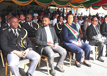KC beediging Oud-politiebondvoorzitter Atompai benadrukt dat nieuwe korpschef Melvin Pinas prioriteit moet geven aan voertuigen, materiaal en motivatie binnen het Korps Politie Suriname ....