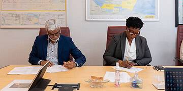 RKP00217 Staatsolie en de Belastingdienst starten een driejarig programma om belasting- en douaneambtenaren te trainen voor betere controle en heffing in de groeiende olie- en gassector ....