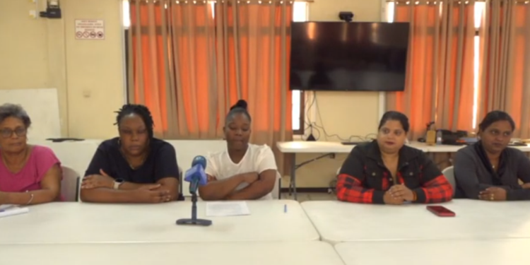 Screenshot 2026 04 22 000611 Het personeel van BuFaZ legt het werk neer uit onvrede over gebrek aan overleg met de minister, wat de dienstverlening aan kwetsbare gezinnen bedreigt ....