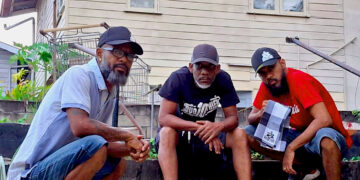 WhatsApp Image 2026 04 16 at 7.42.50 PM.jpeg Het artiestencollectief Oud10thiek brengt op 28 april een nieuwe single uit, inclusief videoclip, en kondigt verrassingen en merchandise aan rondom de release ....