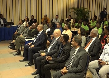 cbvs De Centrale Bank lanceert een digitale leeromgeving om financiële inclusie en educatie in Suriname te versterken, met speciale aandacht voor jongeren en hun rol in ....