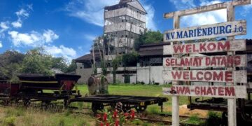 hq720 1 Minister Soeropawiro belooft binnen drie maanden een oplossing voor de onzekere grondrechten van bewoners in Mariënburg, met mogelijke grondhuur en zekerheid voor investeringen ....