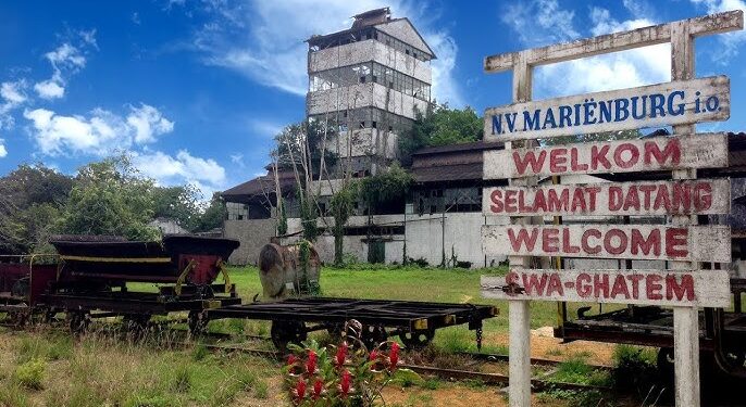 hq720 1 Minister Soeropawiro belooft binnen drie maanden een oplossing voor de onzekere grondrechten van bewoners in Mariënburg, met mogelijke grondhuur en zekerheid voor investeringen ....