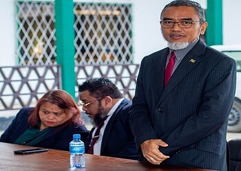 Stanley Soeropawiro,minister GBB. Foto: ministerie GBB