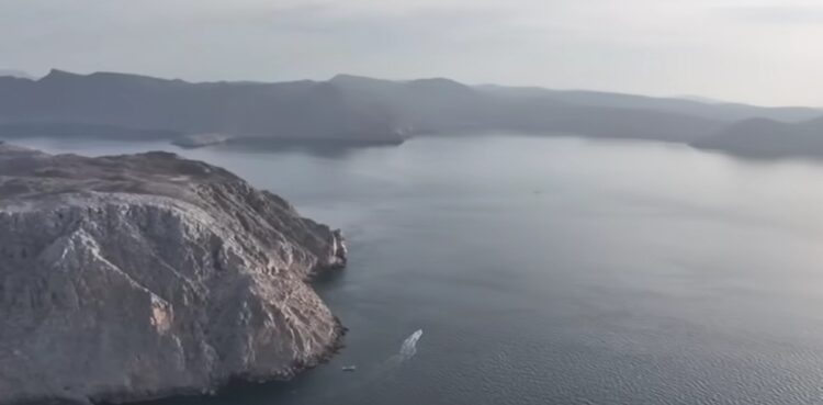 straat van homurz POLITIEK & ECONOMIE | MISDAAD & POLITIE | INGEZONDEN | COLUMN & OPINIE | ENTERTAINMENT | SPORT | GEZONDHIED | KEY NEWS |