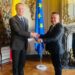 Ambassadeur Armaketo biedt geloofsbrieven aan in Brussel 8 2026.04.30 BIS 01 Aanbieding kopie geloofsbrieven Armaketo Belgie Surinaamse ambassadeur Armaketo overhandigt geloofsbrieven in Brussel en benadrukt versterking van bilaterale samenwerking op onderwijs, cultuur en duurzame ontwikkeling ....