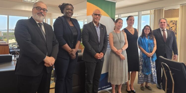 52b4f59f a9b5 4be7 8430 8fcdc2fc8e27 Ambassadeur Antonius besprak met het Braziliaanse ABC-agentschap nieuwe samenwerkingsmogelijkheden en bereidt het presidentiële bezoek van Simons aan Brasília voor in mei 2026 ....