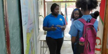 685670370 1291823256468793 4930957399987913690 n De Kustwacht Suriname startte haar deelname aan de landelijke beroependagen met een interactieve voorlichtingsdag over maritieme veiligheid en carrièremogelijkheden voor jongeren ....