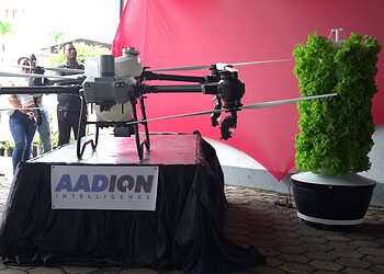 Celos trekt aan de bel: Tekort aan landbouwonderzoekers vereist creatieve oplossingen 1 Drones trekken veel belangstelling vooral van jongeren Celos signaleert een langdurig tekort aan landbouwonderzoekers en zet in op internationale accreditatie en technologie om de Surinaamse landbouw toekomstbestendig te maken ....