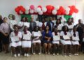 Foto Gediplomeerde Verpleegassisten 1536x1023 1 De eerste officieel erkende lichting verpleegassistenten in Suriname opent nieuwe kansen voor doorstroming naar vervolgopleidingen en versterking van de zorgsector ....