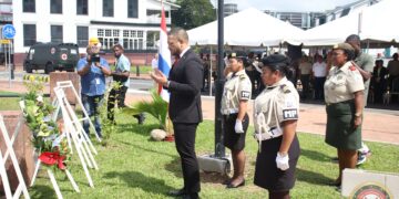 IMG 2901 Defensieminister Ramsaran herdacht Surinaamse gevallenen uit de Tweede Wereldoorlog en benadrukte het belang van historisch besef en blijvende erkenning van hun offers ....