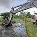 Minister Tsang hoort noden De Nieuwe Grond aan tijdens buurtvergadering 2 Minister Tsang reageert op zorgen bewoners De Nieuwe Grond over ontwatering en wegen; direct na de bijeenkomst startte opschoning van een lozing voor betere waterafvoer ....