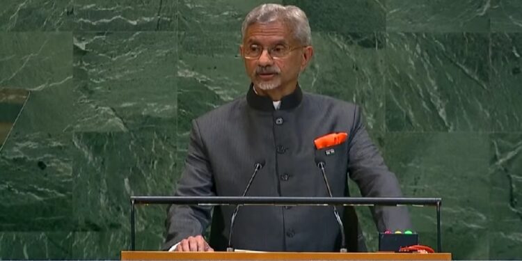 Subrahmanyam Jaishankar De Indiase minister van Buitenlandse Zaken bezoekt Suriname voor het eerst, ter versterking van bilaterale samenwerking en ter viering van 50 jaar diplomatieke betrekkingen ....