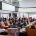 Wijziging Wet Brandweer Suriname met 39 stemmen aangenomen 5 dna neemt wet brandweer suriname 1993 met algemene 39 stemmen aan 2 De Nationale Assemblée heeft met 39 stemmen de Wet Brandweer Suriname aangepast voor betere brandpreventie en hulpverlening. Lees verder voor alle details over deze belangrijke stap.