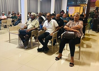 Beheer Bigi Pan centraal tijdens toerismeconsultatie in Nickerie 2 e266c724 8bb8 4a7a 954f 3d863fe67d8d Tijdens een consultatie in Nickerie stond het beheer van Bigi Pan centraal als sleutel voor duurzame toerismeontwikkeling in westelijk Suriname. Ontdek de kansen en uitdagingen in het volledige artikel.