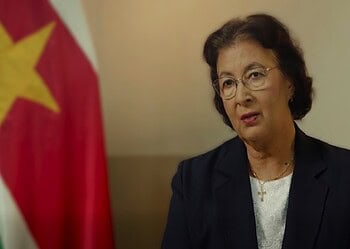 jeniffer simons pres De regering rondt binnen twee weken het huisvestingsplan af om betaalbare woningen te garanderen, ook met oog op de groeiende olie- en gasindustrie. Lees verder voor details over de aanpak.
